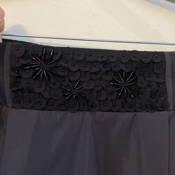 Black MIDI Skirt, Zipper Back, Size L, Excellent Conditon - Picture 2 of 8